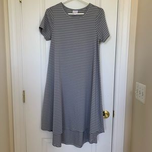 NWOT LulaRoe Carly Dress: XS Gray Stripes